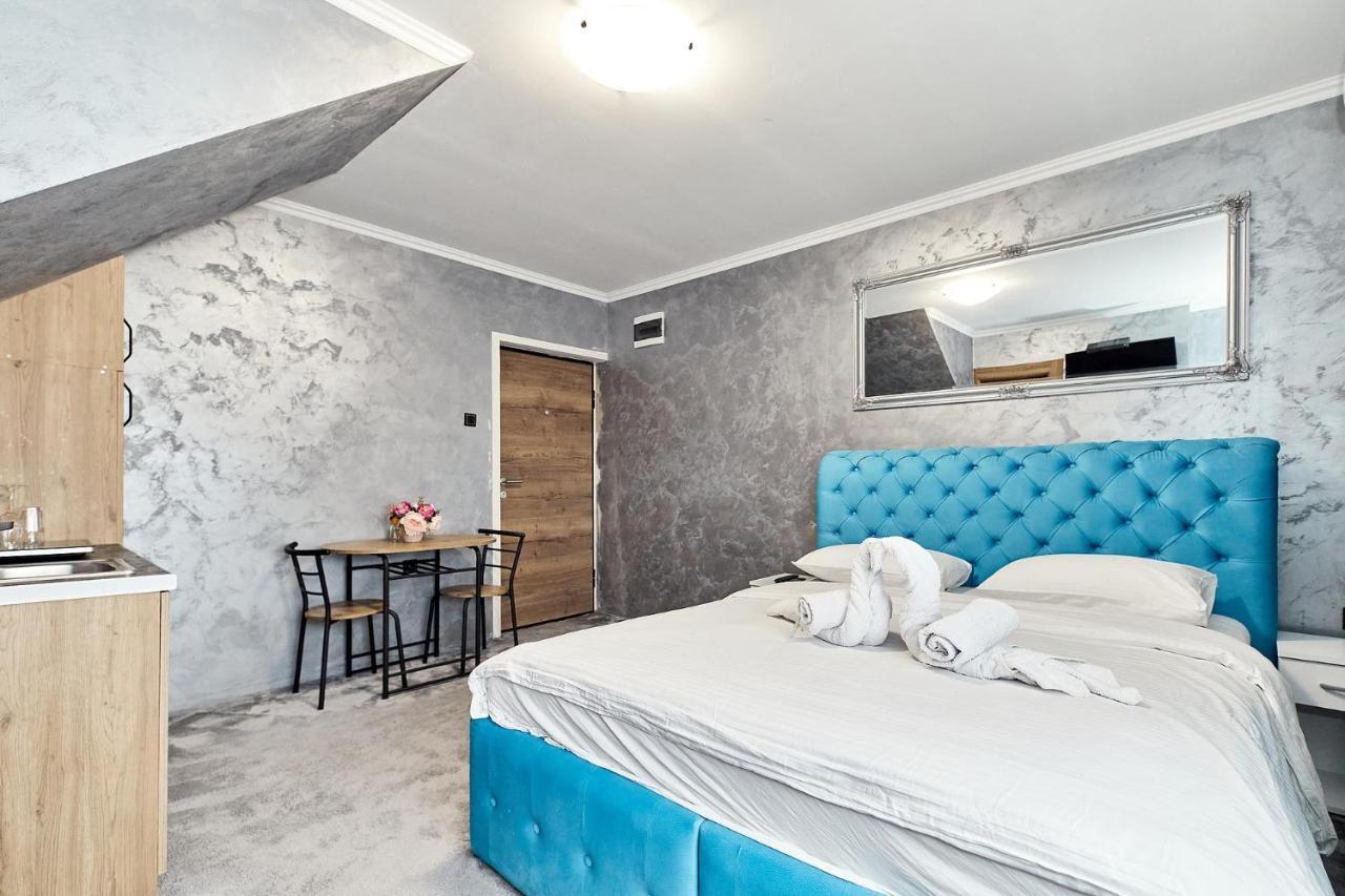 Room Novi Sad Esterno foto